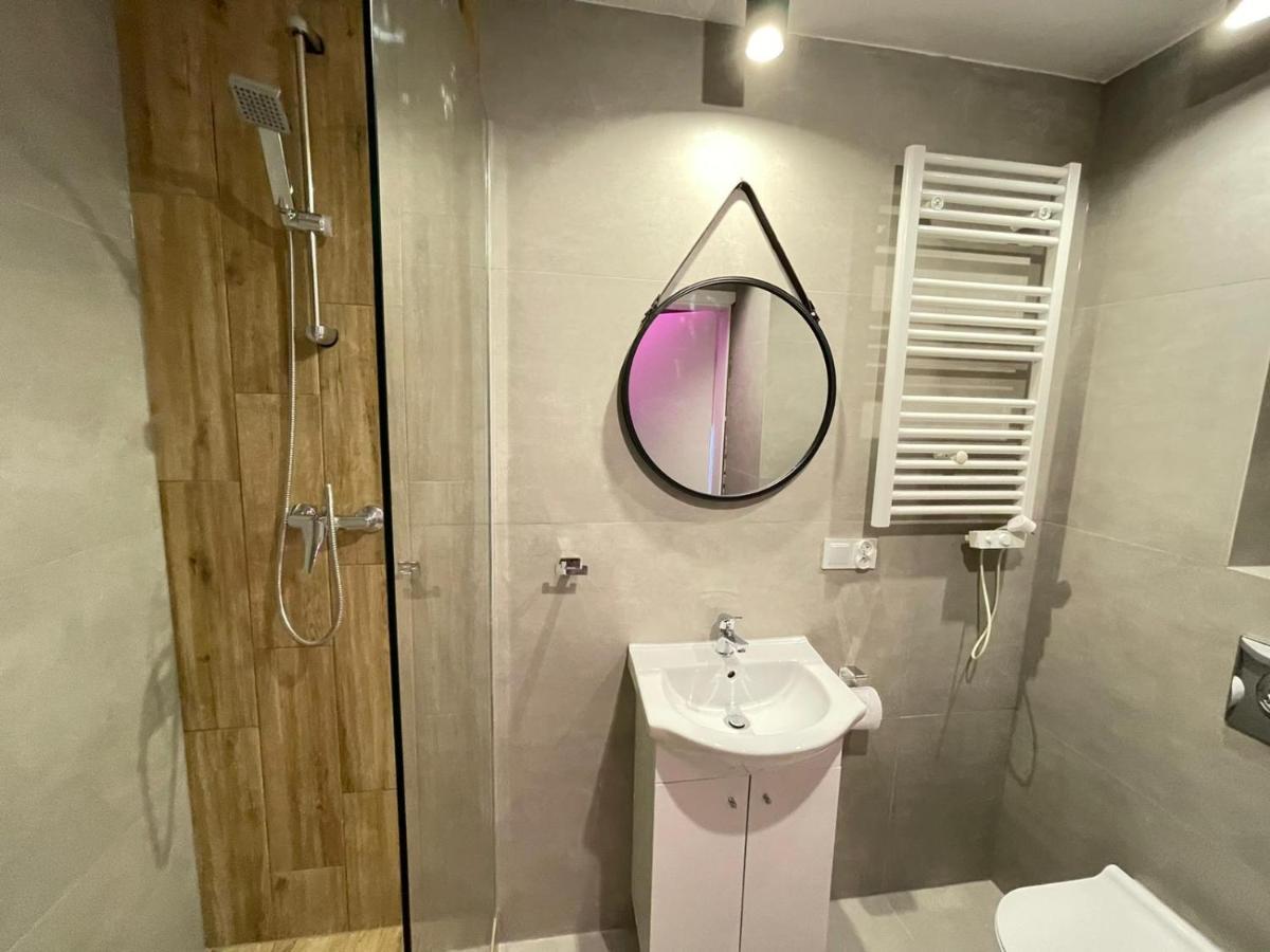 Yourapart Jacuzzi Przy Zamku Krolewskim 华沙 外观 照片